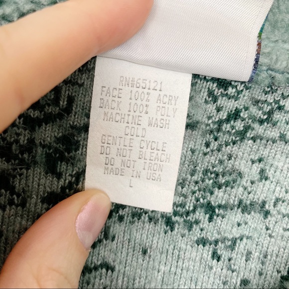 ❤️SOLD❤️Adventure Pass Oversized Tree Fleece - Picture 4 of 10